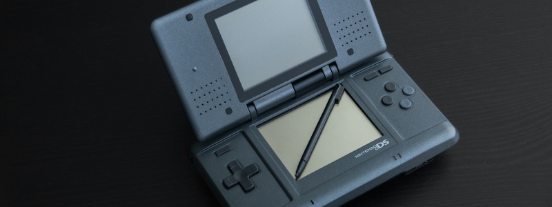 Retro Tech: Nintendo DS | TechInsights